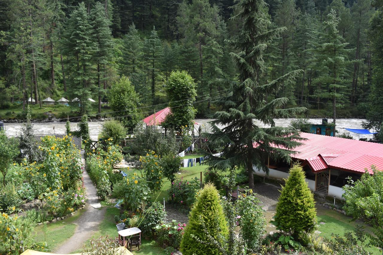 White House Kasol Hotell Exteriör bild
